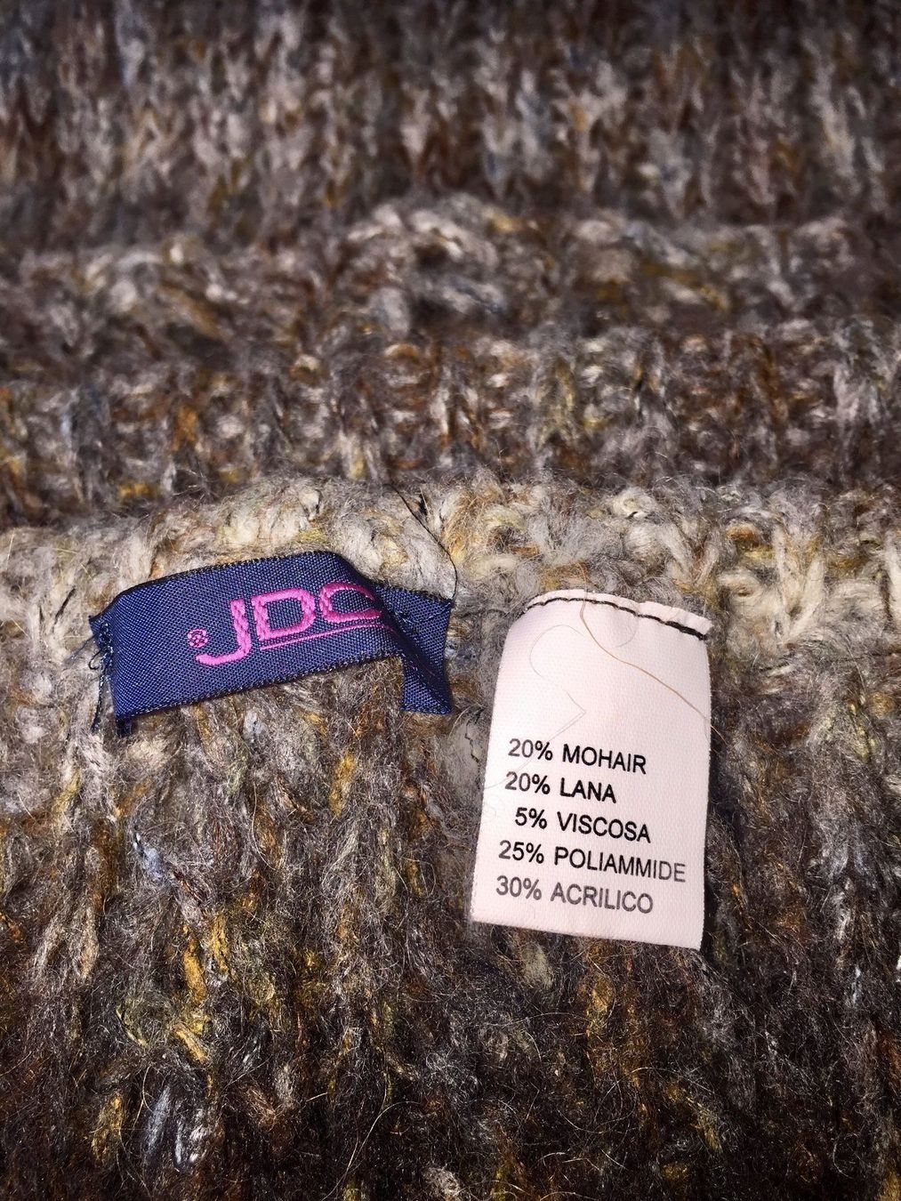 Altro in Moda donna: neues Cape – Nuovo (secondo la descrizione) da Zürich venduto da Cdefinitiv 6