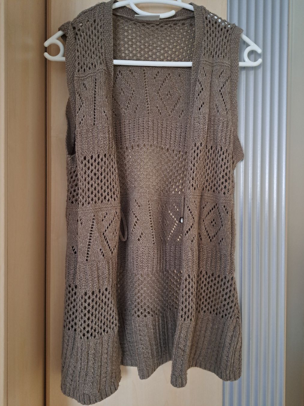 C&A Gilet & Giacche senza maniche: neu: Strickweste, Gr. S/M – Nuovo (secondo la descrizione) da Uzwil venduto da eri_lz5x 1
