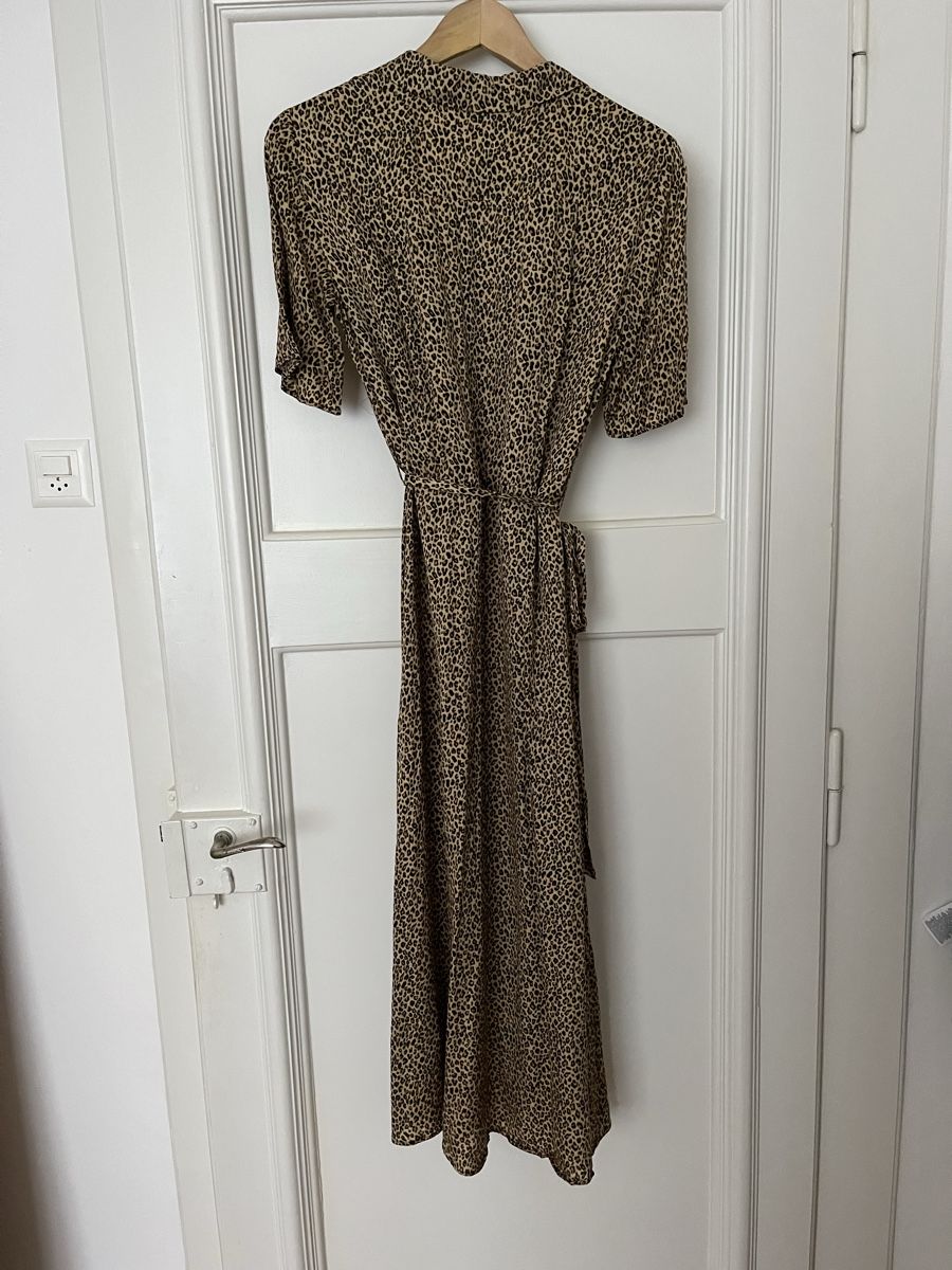 Vestiti: Kleid SET Leopardenmuster – Usato da Bern venduto da AnnaRobert 2