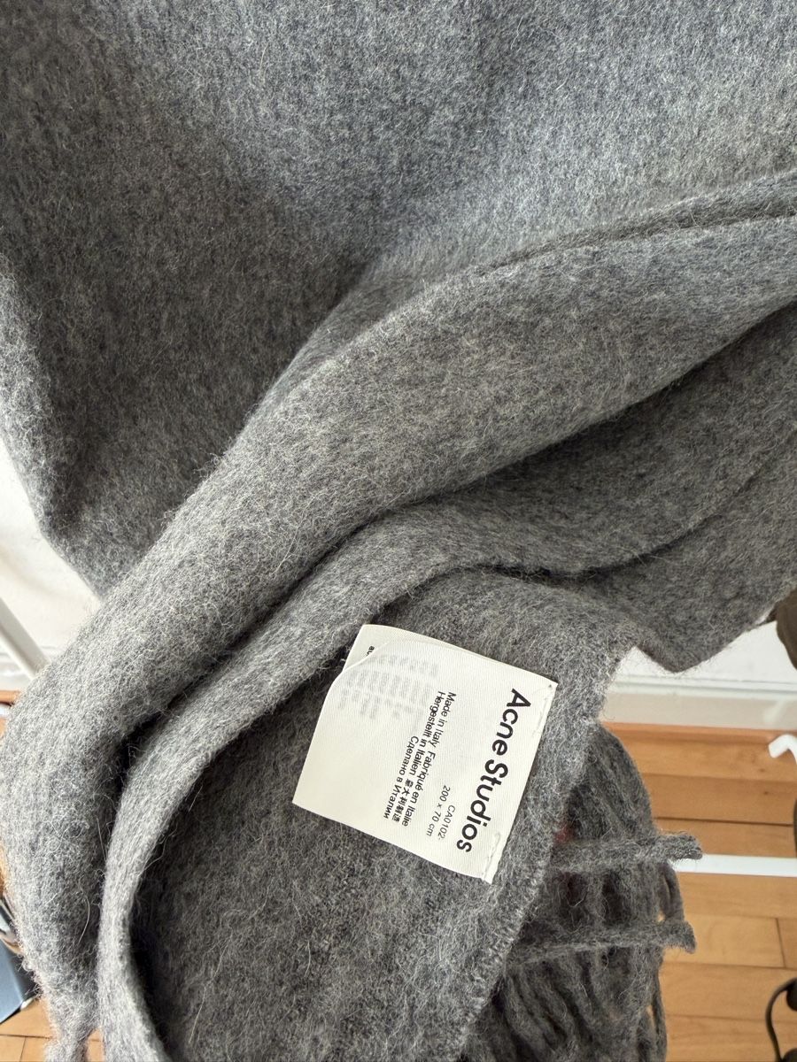 Acne Studios Foulard & Sciarpe: Acne Studios Schal / Scarf – Nuovo (secondo la descrizione) da Gordola venduto da lance235 2