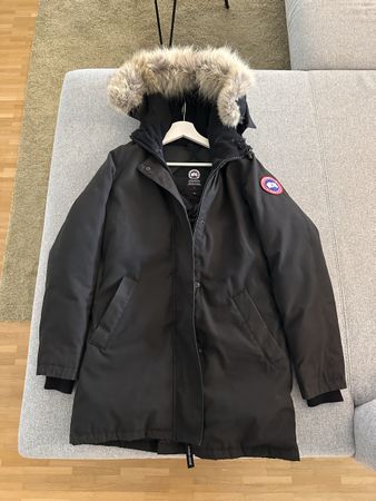 Canada Goose Parka schwarz Grösse S gebrauchter Zustand