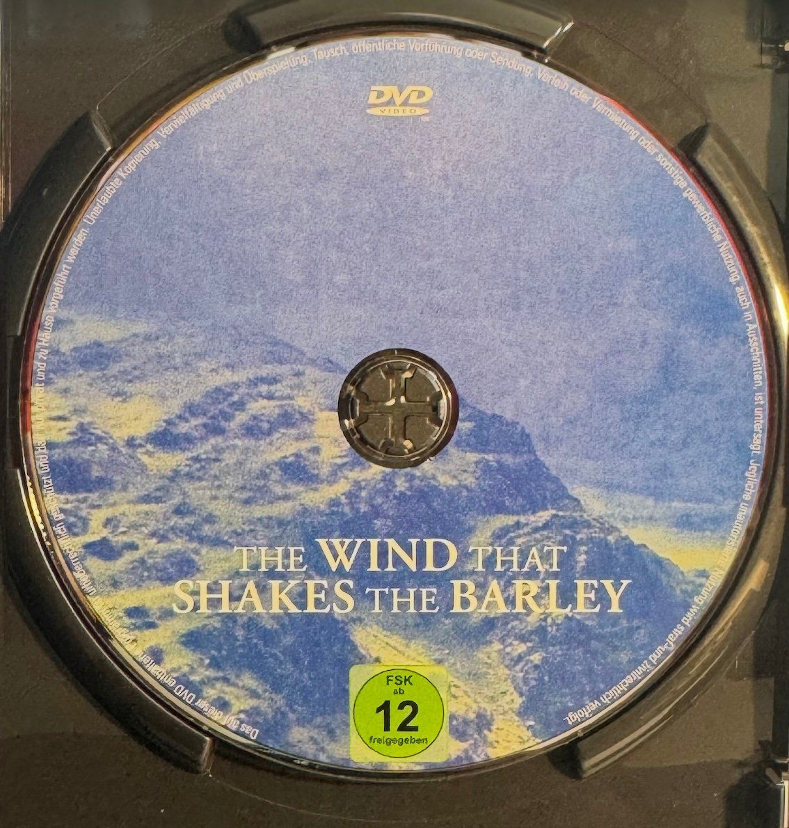 Tous les DVDs: DVD THE WIND THAT SHAKES THE BARLEY – D'occasion à Wisen par gigisna 1