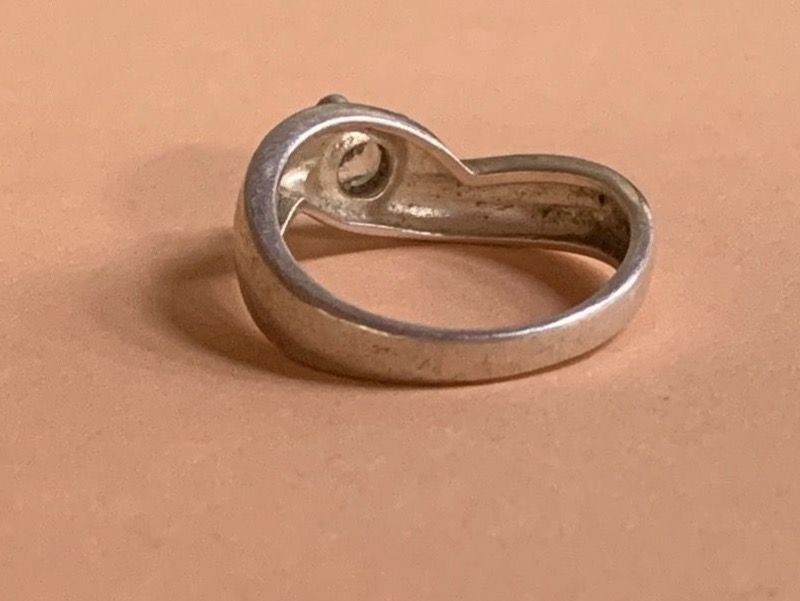 Ringe: Ring klassik (gr.52) weisser stein – Gebraucht aus Dittingen von Bellevista 2