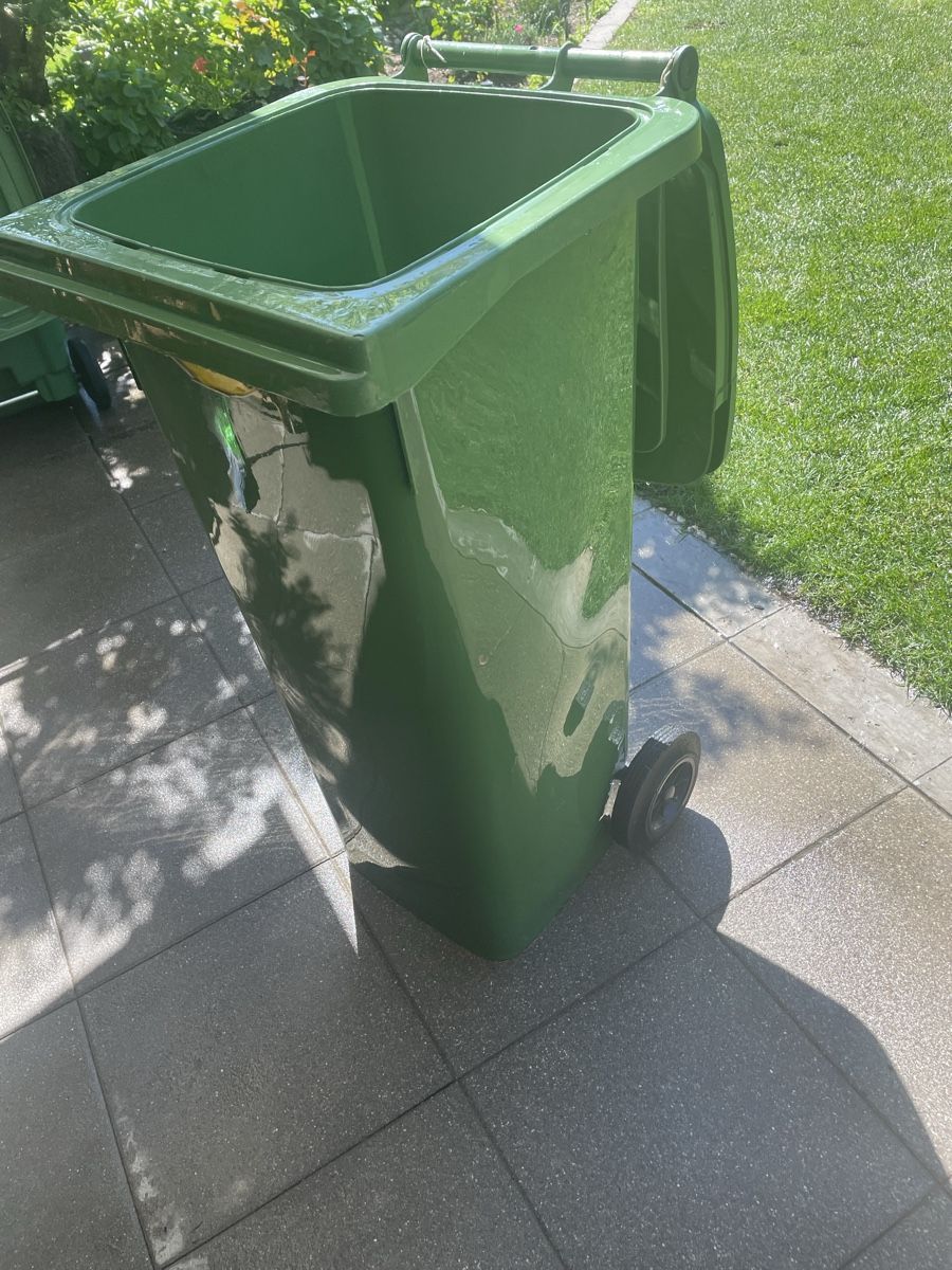 Sonstiges: Grünabfall Container 120 L – Gebraucht aus Hallwil von nik_ftg7 3