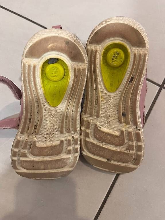Schuhe für Mädchen: ECCO Kinder-Sneaker / Halbschuhe rosa  Grösse 26 – Gebraucht aus Baar von Basto_made 3