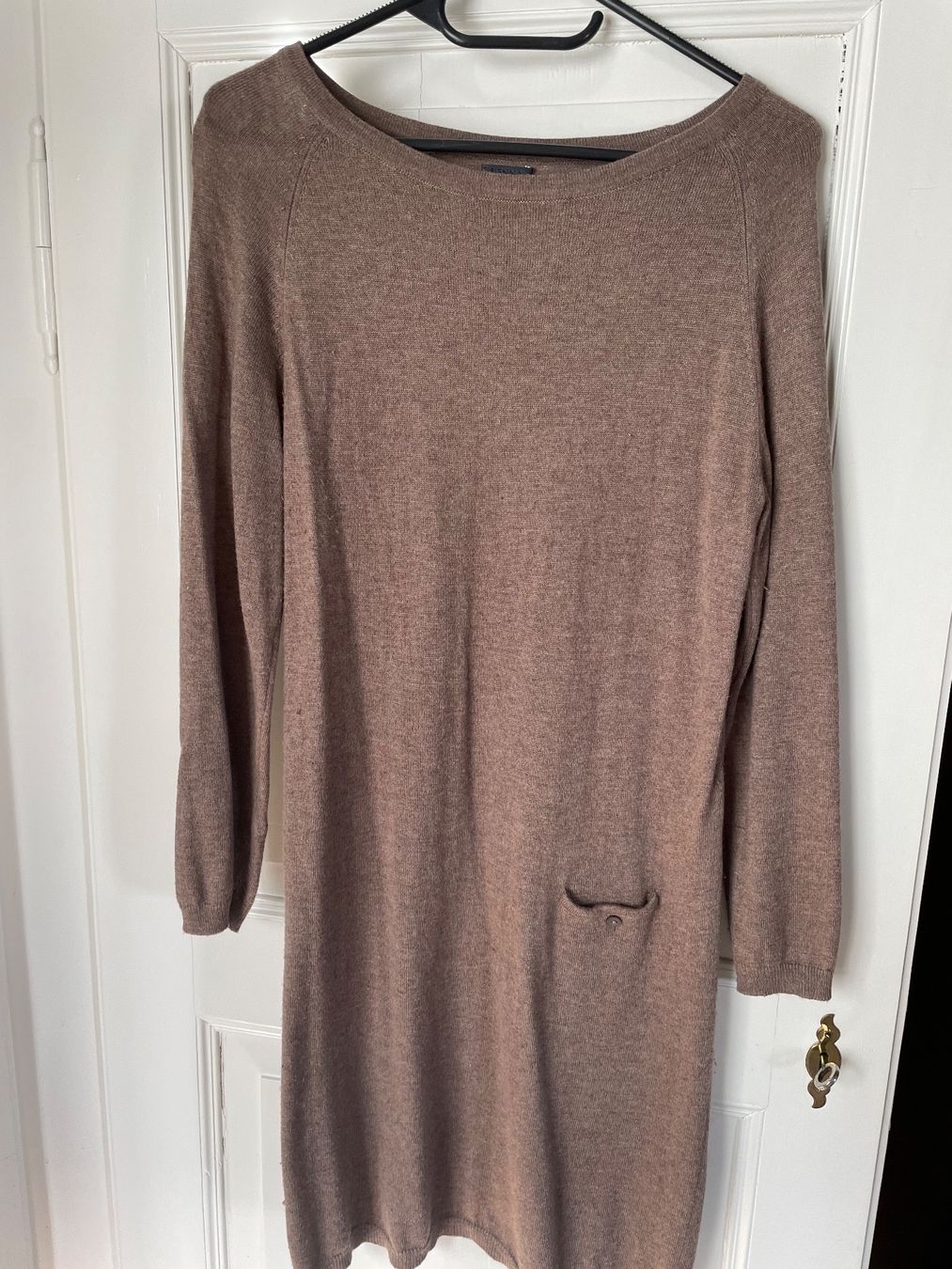 Robes: Kleid – D'occasion à Münchenstein par mexxmishi