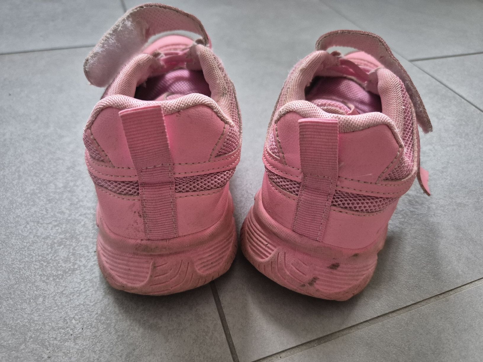 Schuhe für Mädchen: pinke Mädchenturnschuhe, Grösse 32 – Gebraucht aus Port von nat_8thm 2