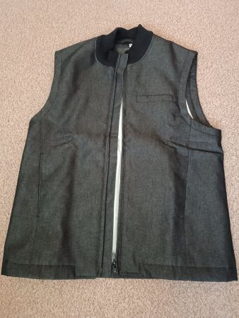 Arbeitsweste/Gilet schwarz für Herren Grösse M/50