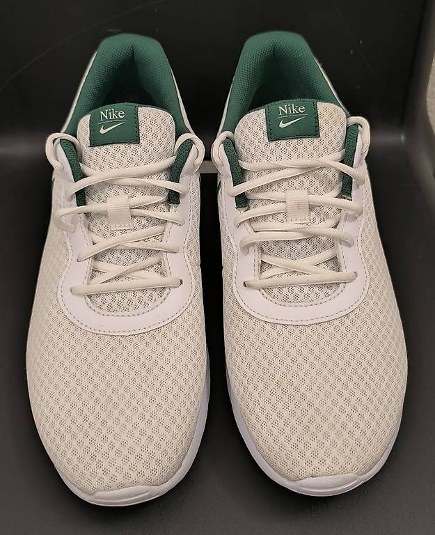 Scarpe da uomo: Nike Sneaker - Weiss/Grün.Grösse: EU 44,5 – Usato da Pully venduto da vir_58dk