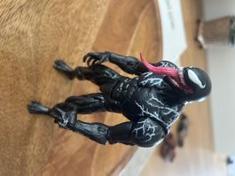Actionfigur Venom gut erhalten, perfekt für Sammler