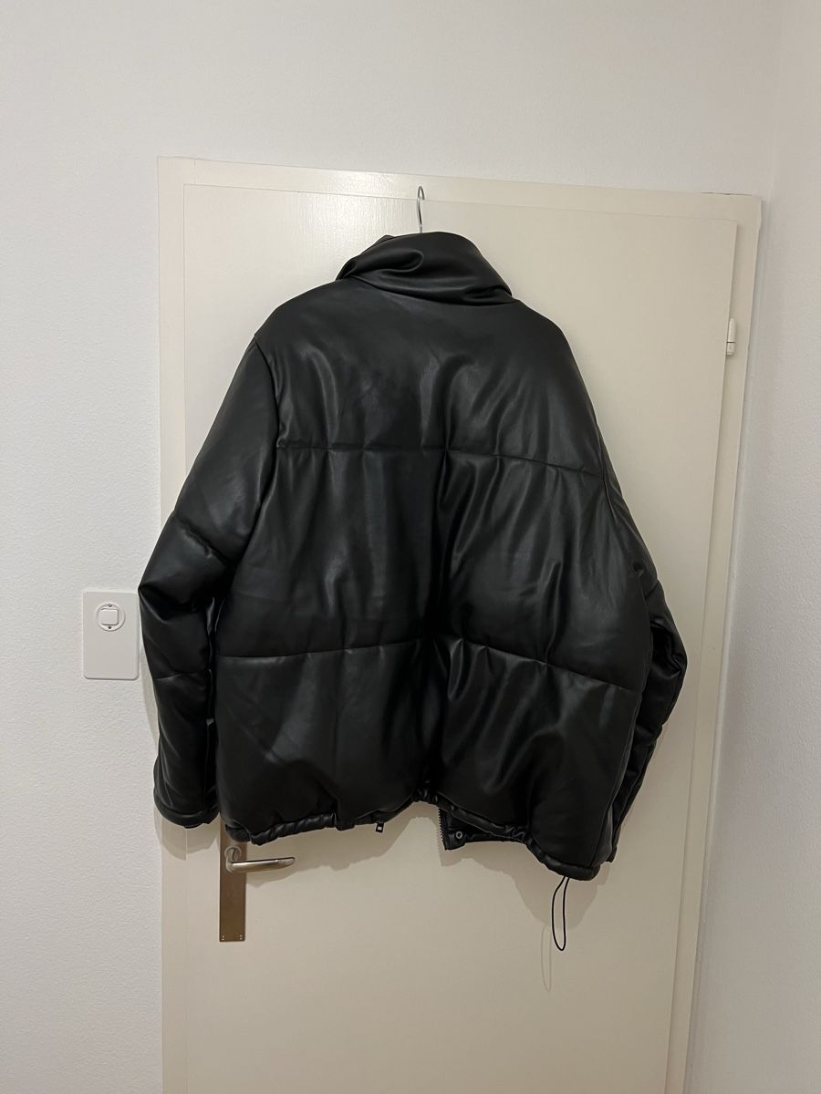 Jacken: Puffer Jacket Kunstleder XXL – Gebraucht aus Oberwil BL von LiviaS01 2