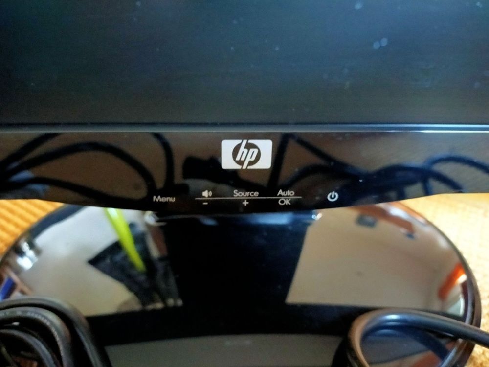 HP S2331a 23 Zoll LCDMonitor Kaufen auf Ricardo