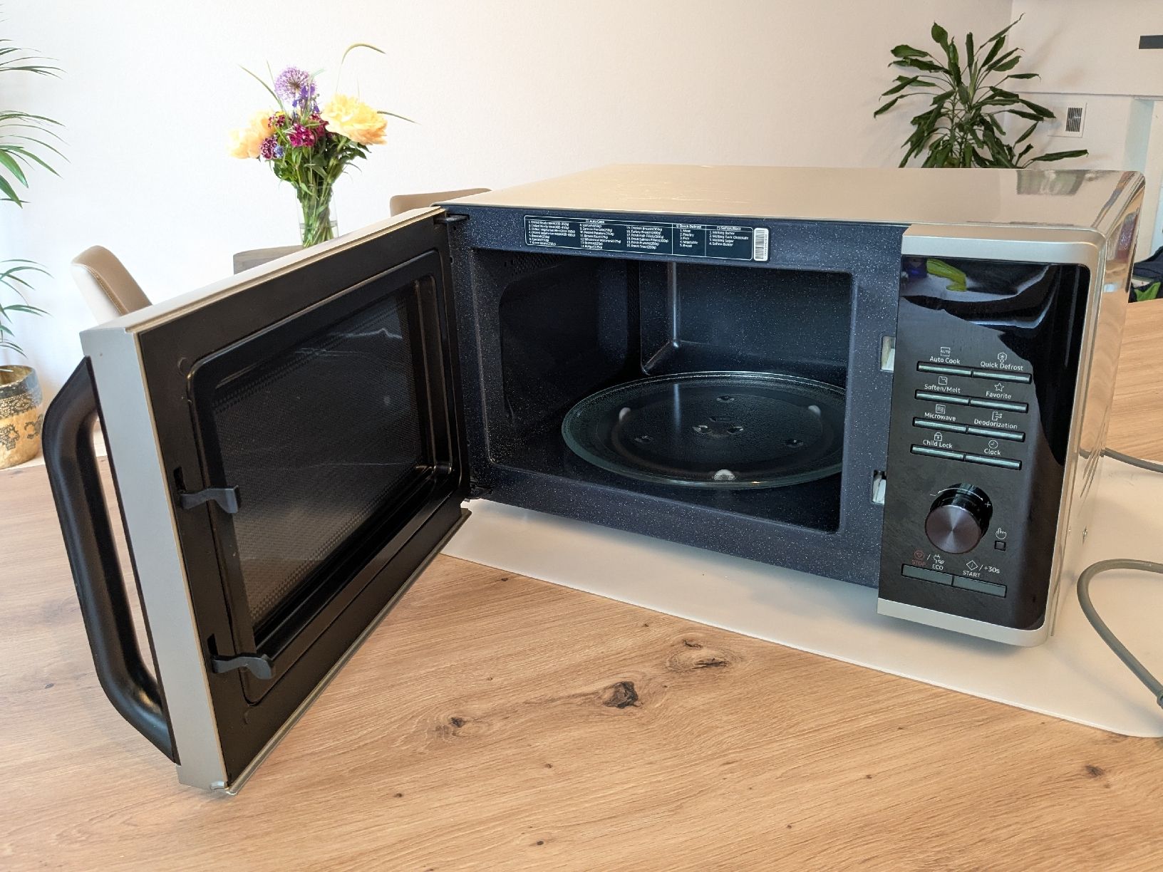 Küchengeräte: Mikrowelle Samsung 800 Watt – Gebraucht aus Aeugst am Albis von Flowmo 1