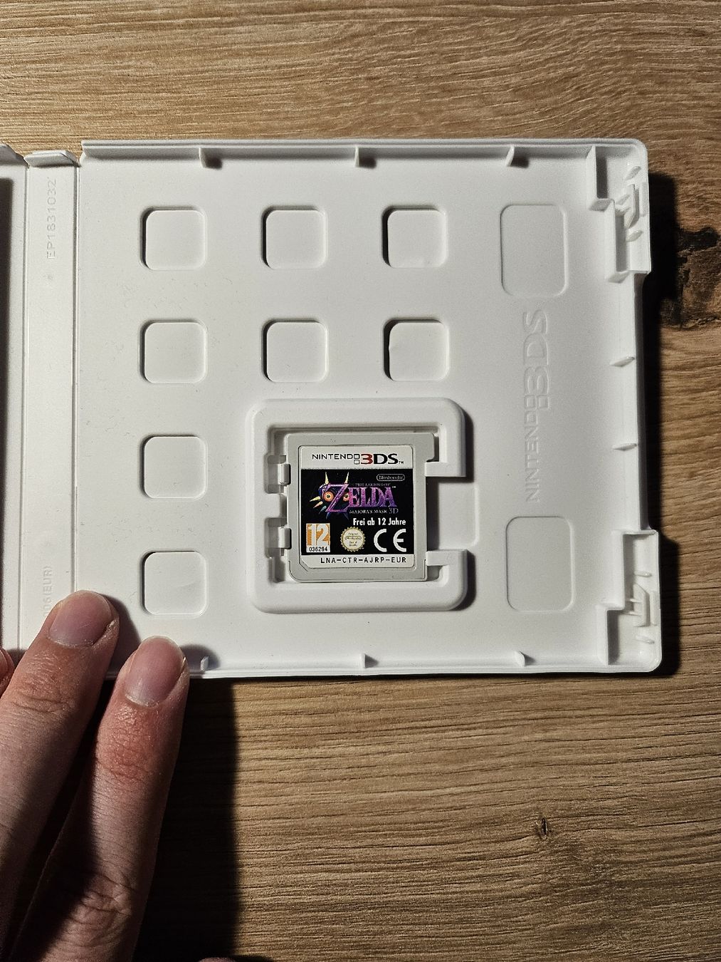 Spiele: Zelda Majora's Mask 3DS – Gebraucht aus Poliez-le-Grand von enz_8vrj 2