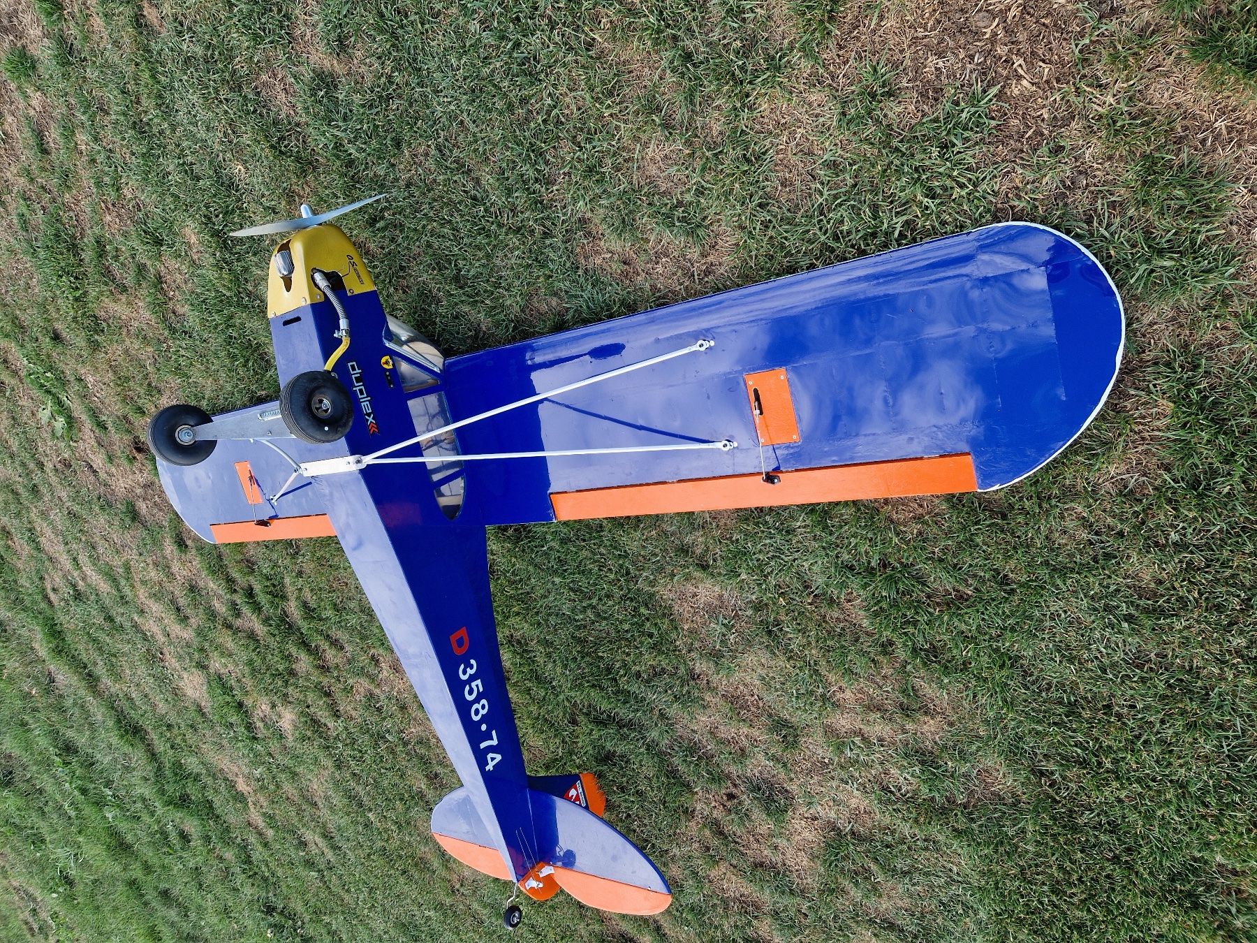 Modellismo RC: Modellflugzeug Piper Cup – Usato da Fräschels venduto da fascination12 8