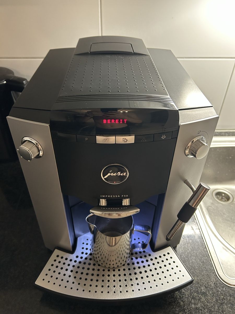 Jura Kaffeemaschinen & Espressomaschinen: Jura Impressa F50 – Gebraucht aus Muttenz von luui97 1