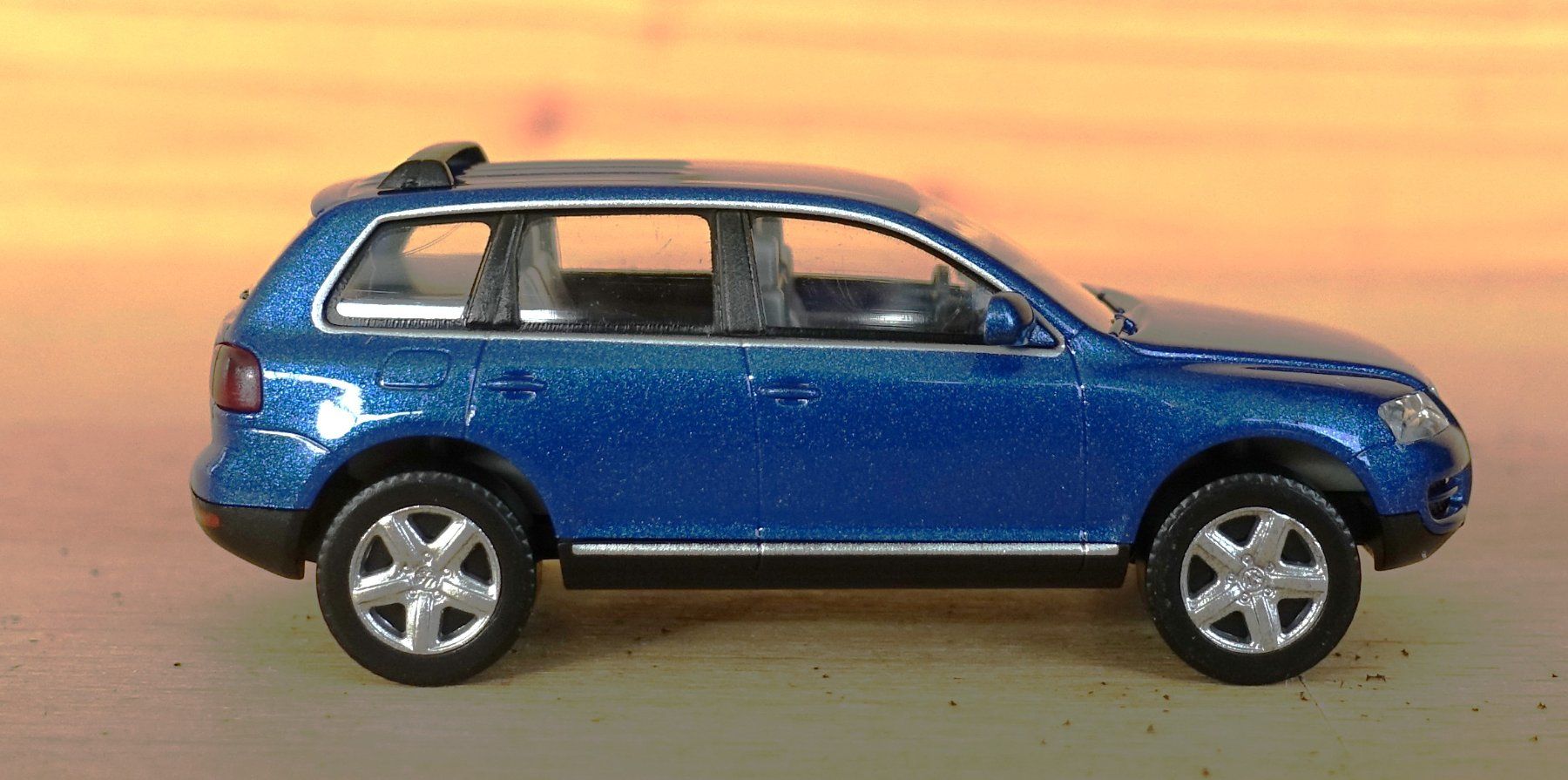Volkswagen Modellini d'auto: VW Touareg. Wiking Art. ? – Usato da Horw venduto da SwissSteamMemories 1