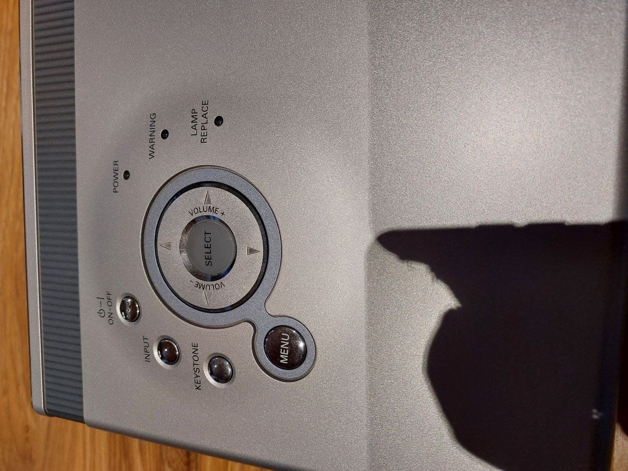 Sanyo Proiettori: Beamer SANYO PLC-XL20 – Usato da Utzigen venduto da Skaadi94 3