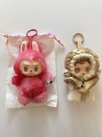 2 figurines - LABUBU - SKULLPANDA