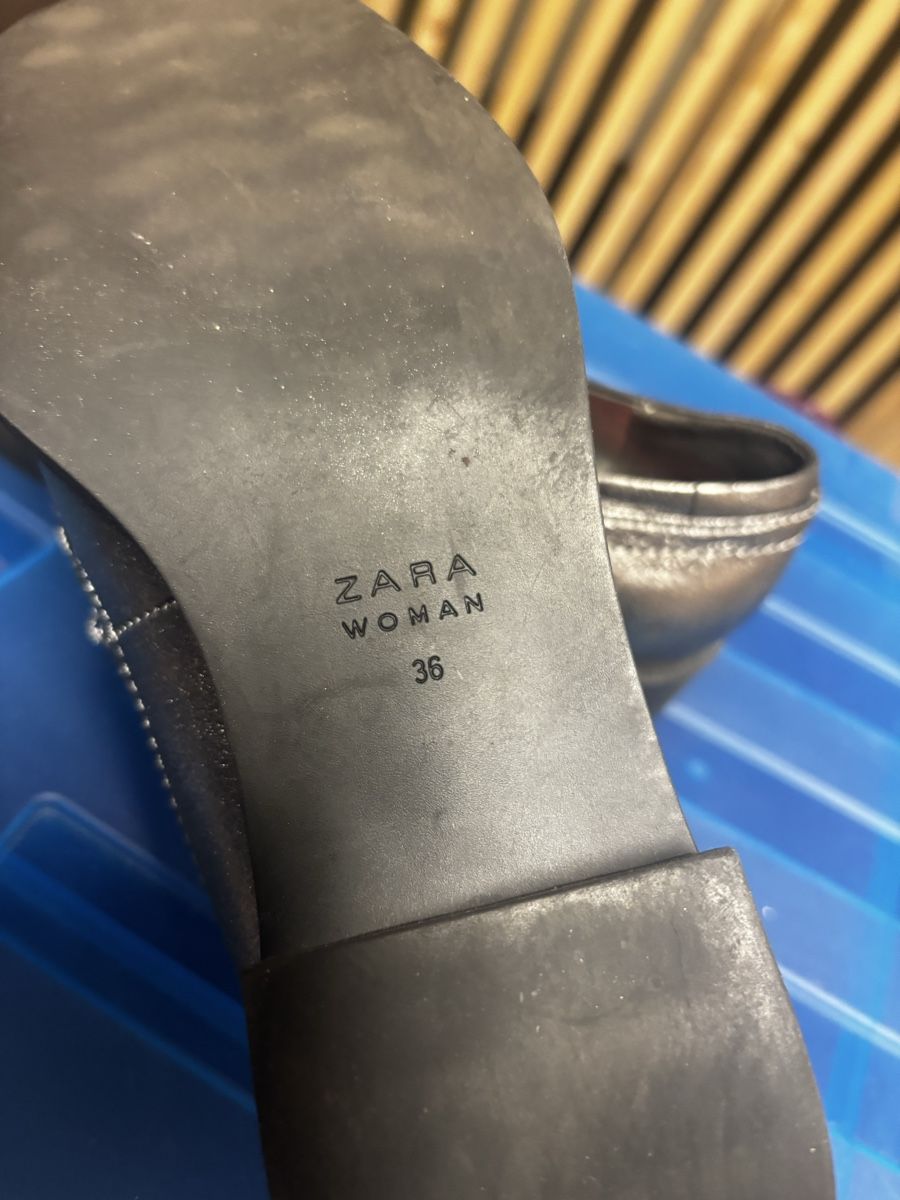 Zara Damenschuhe: Zara goldene Loafer Gr. 36 – Gebraucht aus Zürich von engebrunau 4