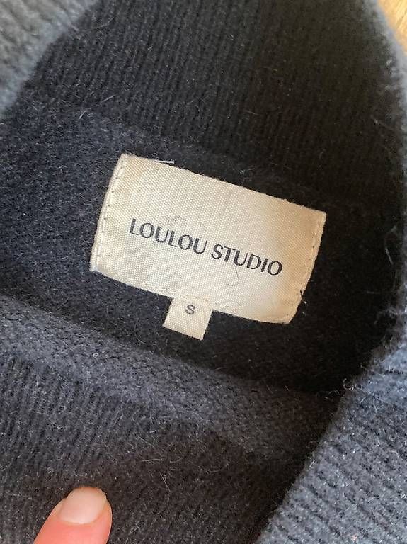Maglioni & Felpe: Ärmelloser Pullover von Loulou Studio – Usato da Zürich venduto da rundeshaus1 2
