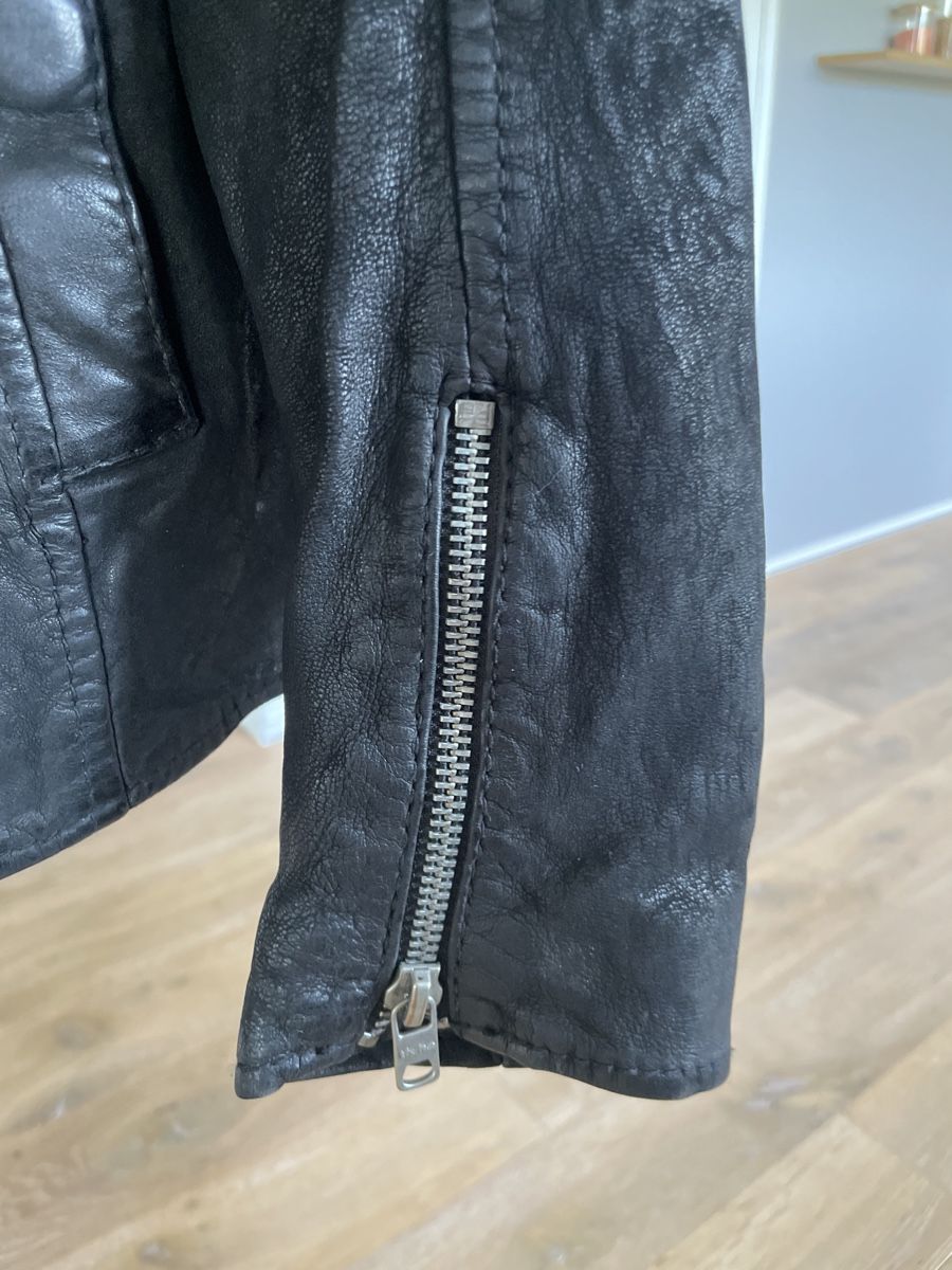 Jacken: Tigha Lederjacke, Schwarz, Gr. S – Gebraucht aus Zürich von fgadie 4