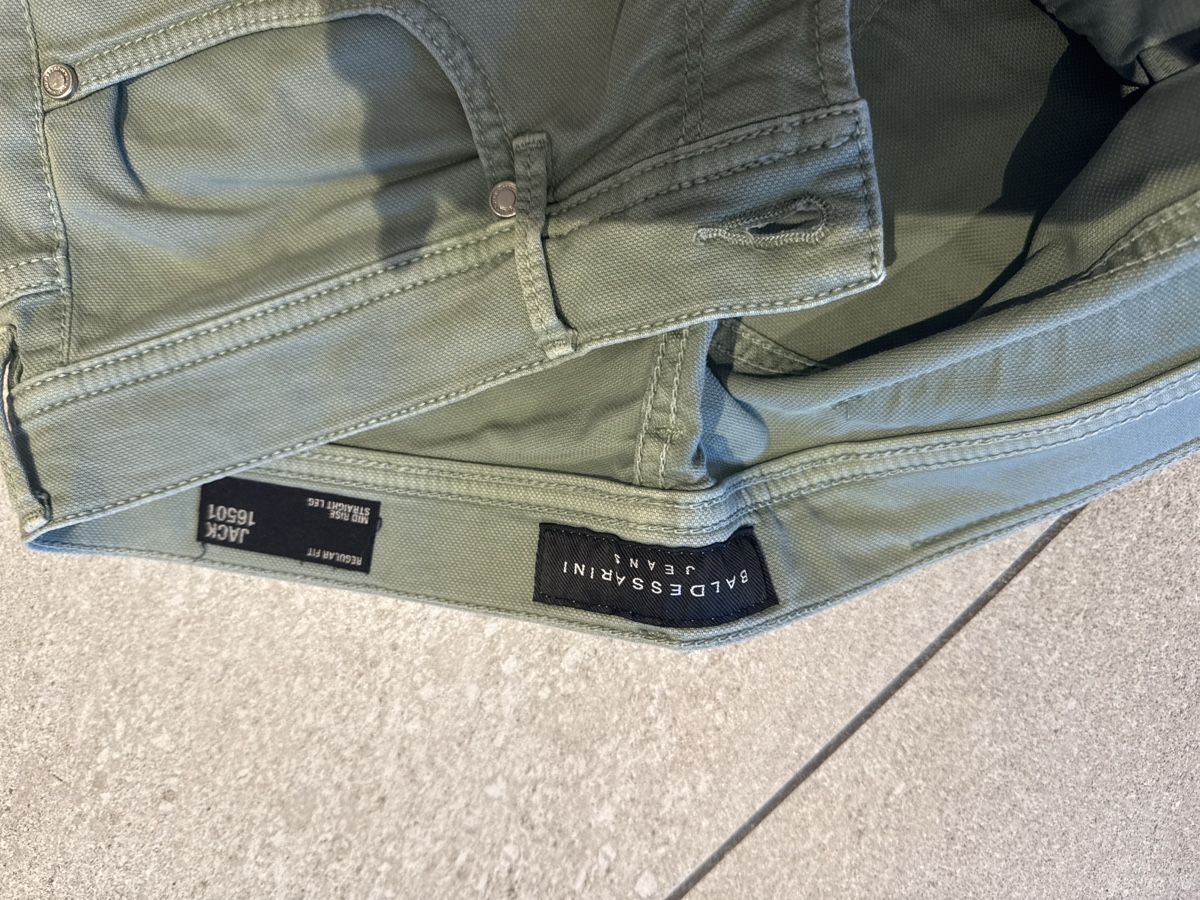 Pantaloni: Hose 33/30  – Usato da Vella venduto da Buendnersteinbock 1