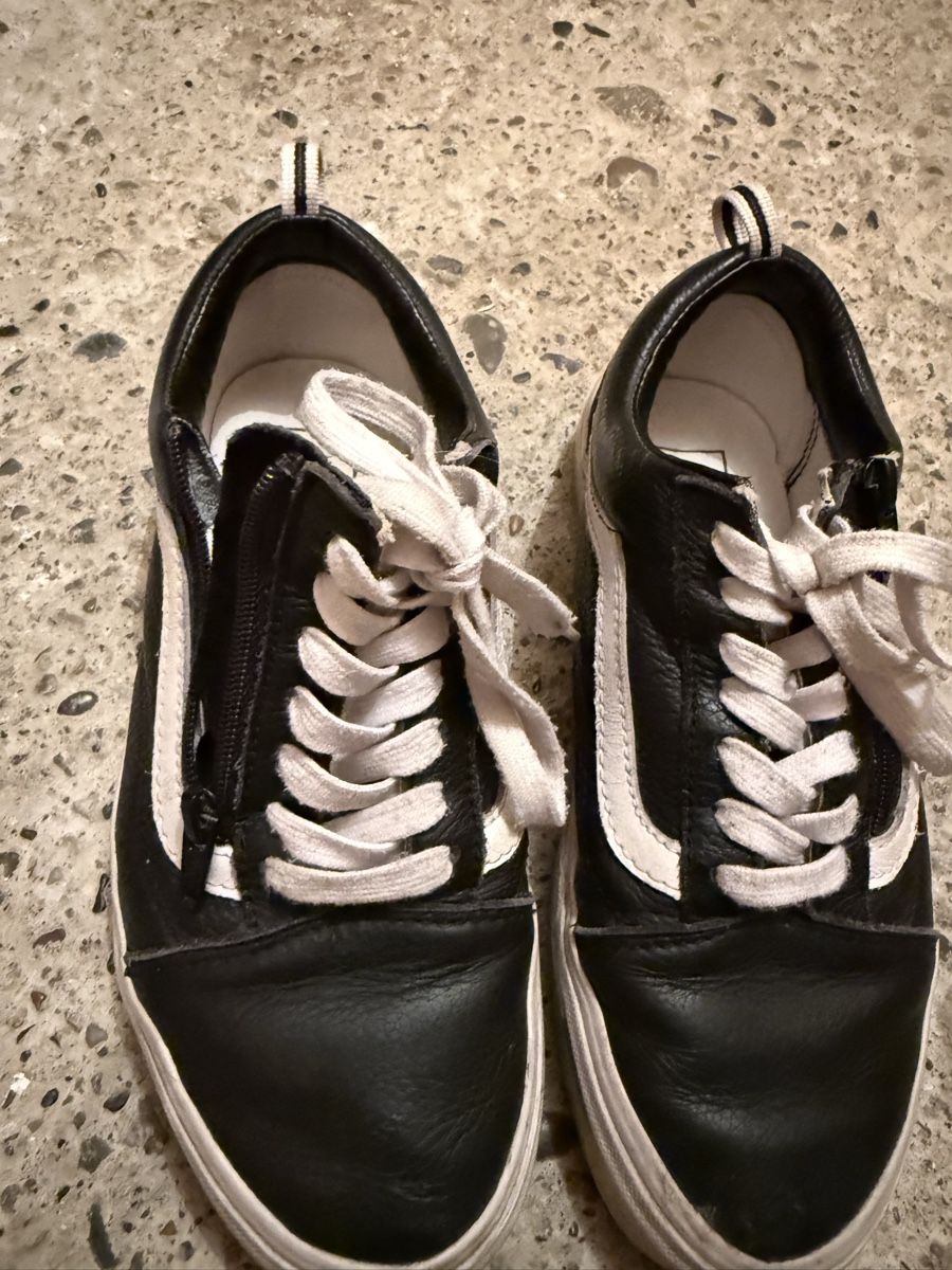 Vans Scarpe da donna: LIMITED Vans Skool Leather Black White Sneakers – Usato da Dübendorf venduto da zhe_69pd 2