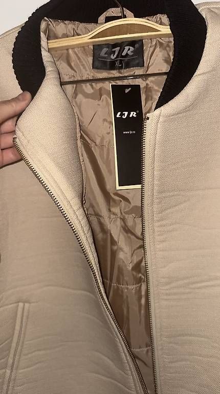 Giacche: neue Bomberjacke S/M – Usato da Binningen venduto da rit_7nbr 3