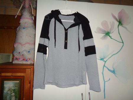 *** Kapuzen Pullover *** / Shein / Neu ab 1.00