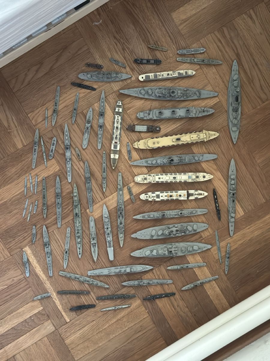 Wiking Modellbausätze & Standmodelle: 50+ Schiffsmodelle Konvolut WIKING, Passagierschiffe & Krieg – Gebraucht aus Zürich von cla_sgm7
