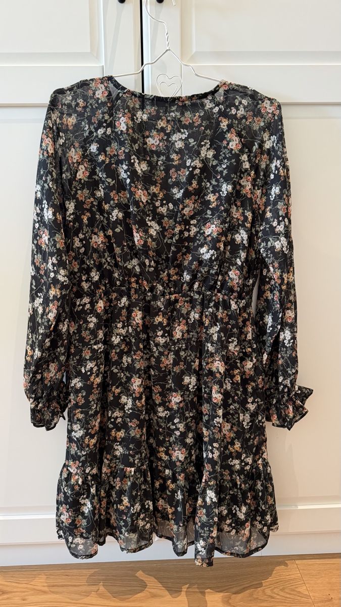 Mango Kleider: Kleid mit Blumenmuster Gr. M - wie neu – Neu (gemäss Beschreibung) aus Weiningen ZH von Jeolina 2