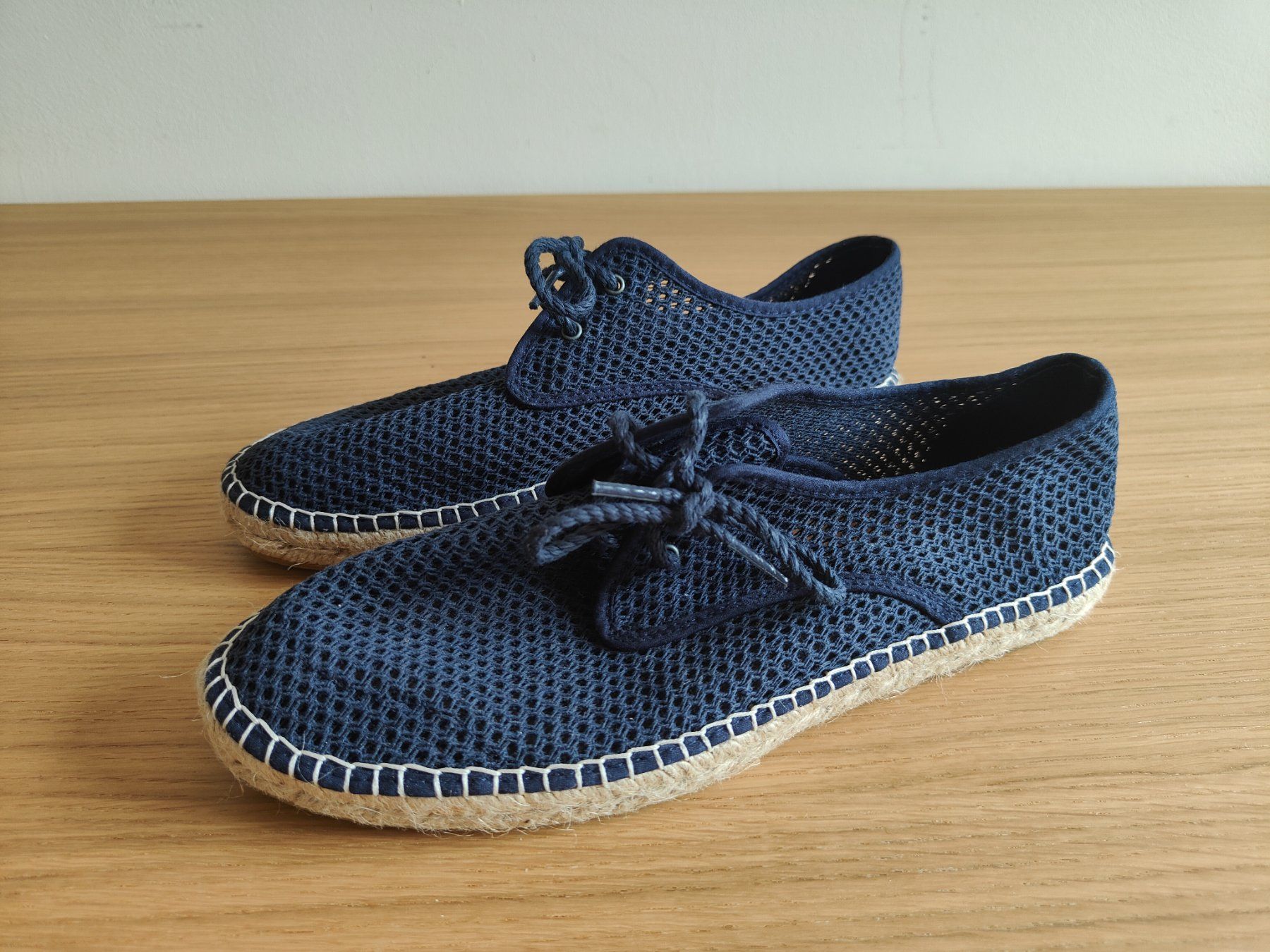Herrenschuhe: schöne blaue Schnür-Espadrilles, 43 – Gebraucht aus Olten von Gegendiekultur 1