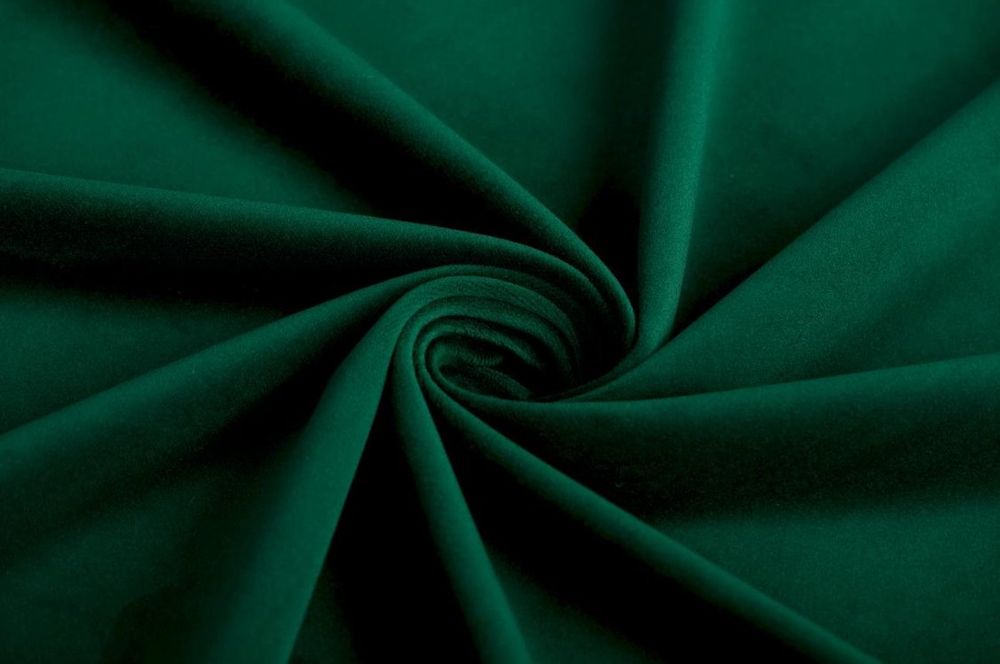 Drachenfahne Aus Satinstoff – 5 Meter Lang, Dunkelgrün, Für Garten & Feste, Ohne Stange