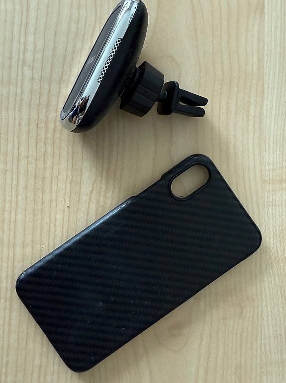 Staffe: Handy Hülle und Halterung / Iphone XS – Usato da Gerlafingen venduto da Downunder8