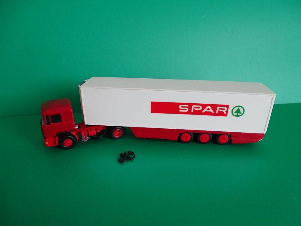 Herpa Man F2000 Prangl 1/87 - Collection