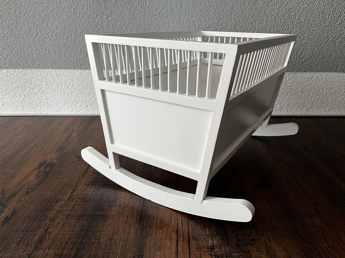 Giocattoli: Puppen Bett Schaukelbett weiss – Usato da Werdenberg venduto da sunbo 1