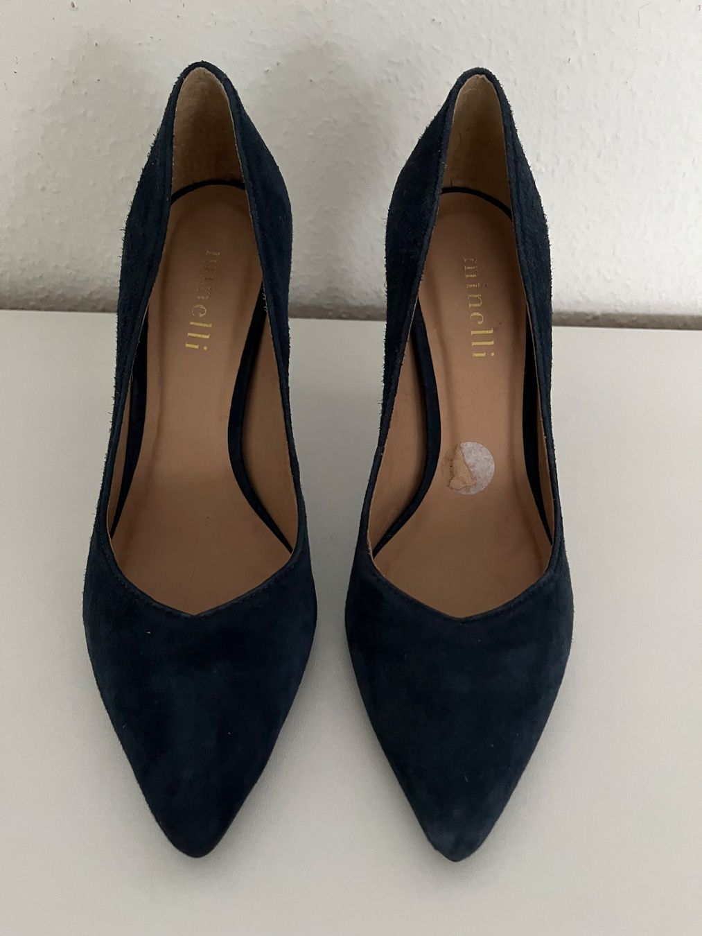 Scarpe da donna: Minelli Pumps, dunkelblaues Wildleder, Gr. 36, elegant – Nuovo (secondo la descrizione) da Rheinfelden venduto da cle_2jnb 2