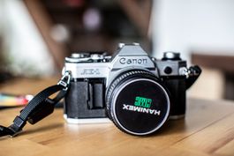 Canon AE-1 analoge Spiegelreflexkamera 35mm – Vintage SLR Ka