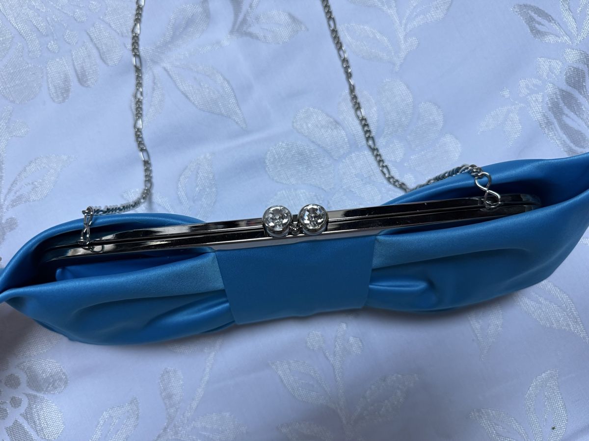Sacs femmes: 2 clutches – D'occasion à Barna par orbuyorcry 7