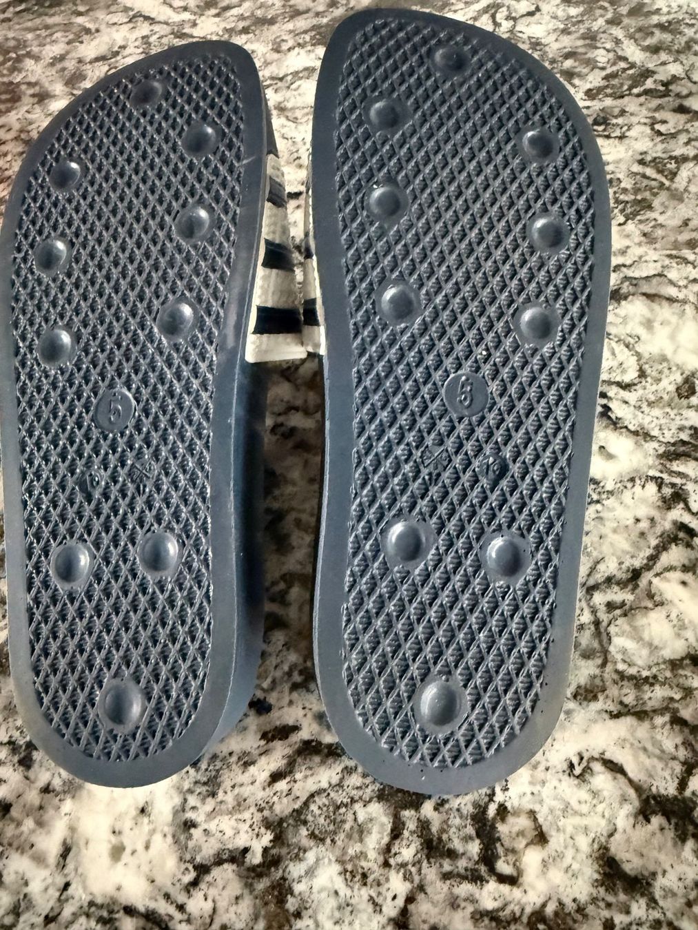 Scarpe da uomo: Adiletten Gr. 5 – Usato da Dällikon venduto da dahi1 2
