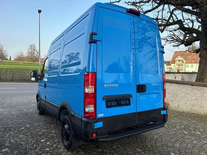 Véhicules utilitaires: IVECO Daily – D'occasion à VALLORBE par Seylagabe 4