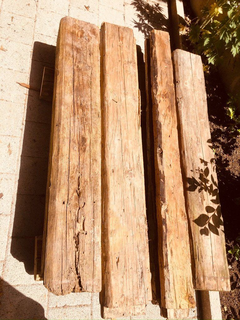 Articoli in legno: 30 Laufmeter Altholzbalken, ca. 250 jährig – Usato da Haslen GL venduto da Willi17