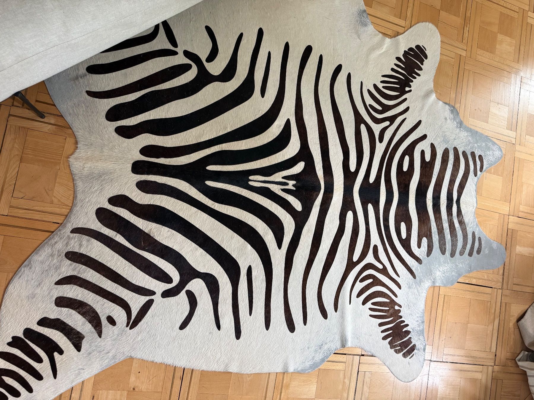 Tapis: Teppich mit Zebramuster / Kuhfell – D'occasion à Zürich par Marcel_1964