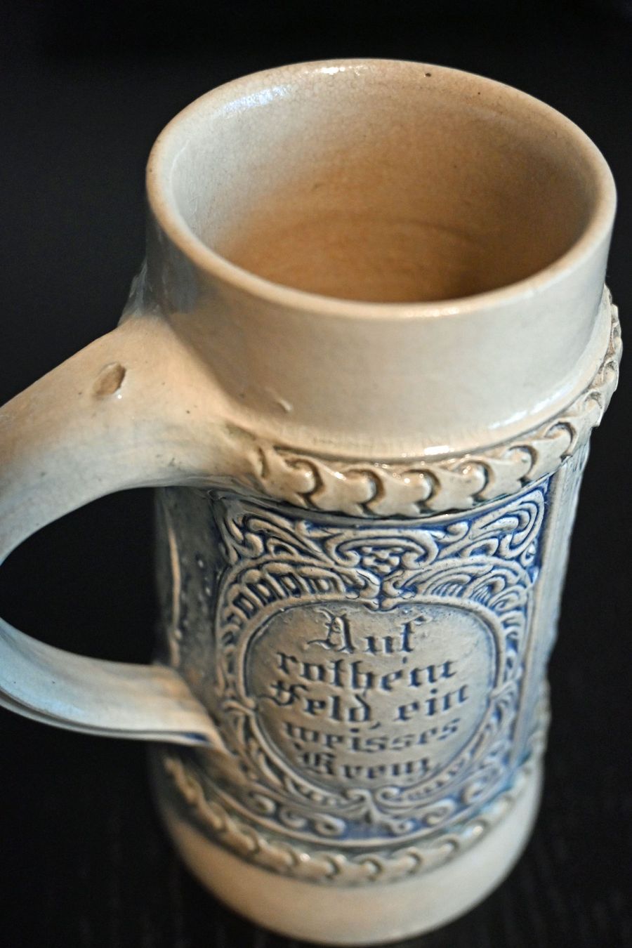 Caraffe: Alter Krug mit Inschrift – Usato da St. Gallen venduto da playitagain