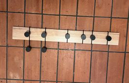 Garderoben Leiste "STROKES & DOTS" - Esche