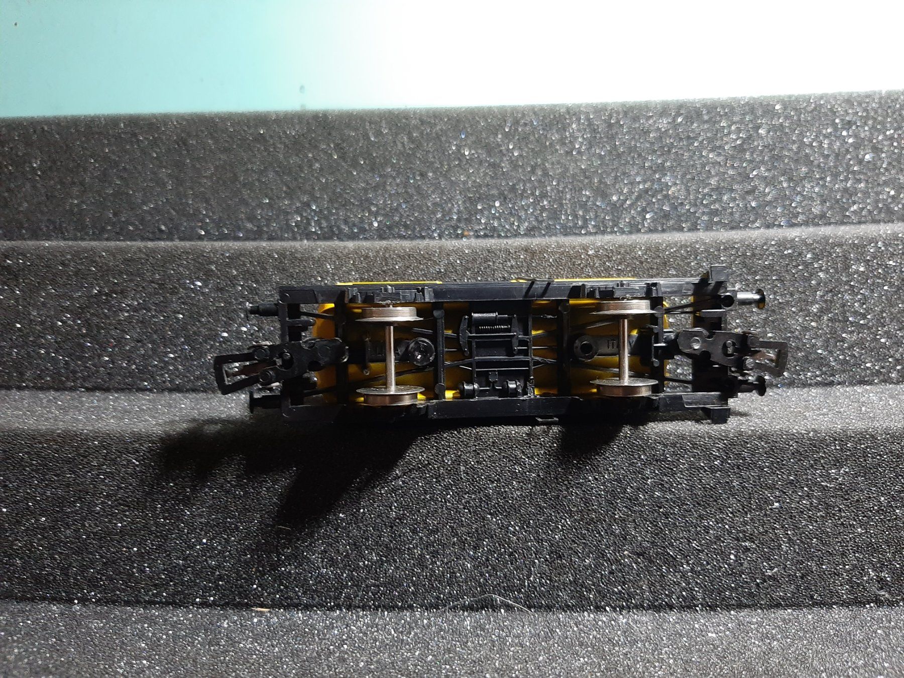 Lima Modelleisenbahnen: LIMA SHELL REF.21 – Gebraucht aus Avully von RIVALIS 3