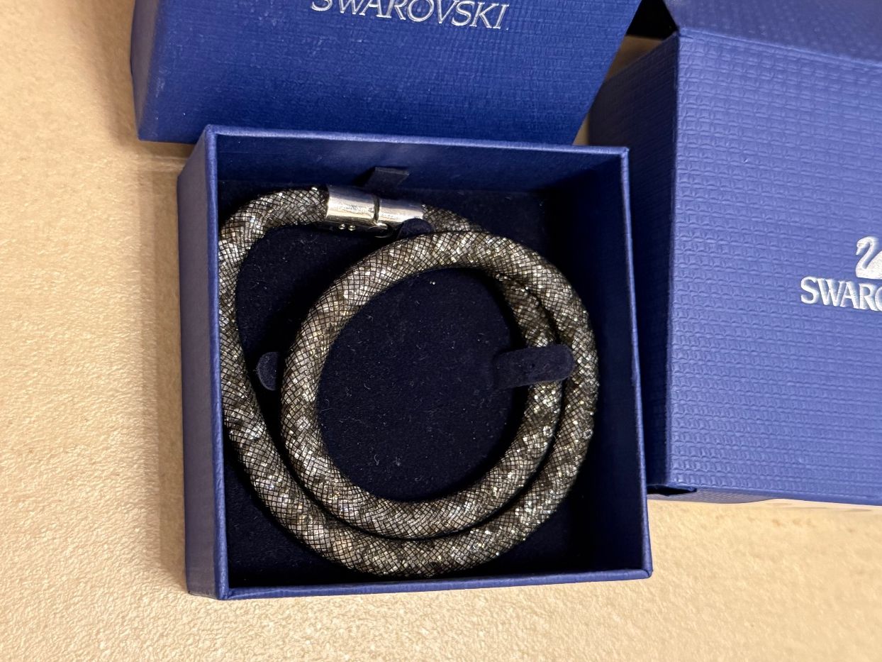 Swarovski Armbänder & -reifen: Swarovski Armband – Gebraucht aus Reinach BL von 15Miiine16