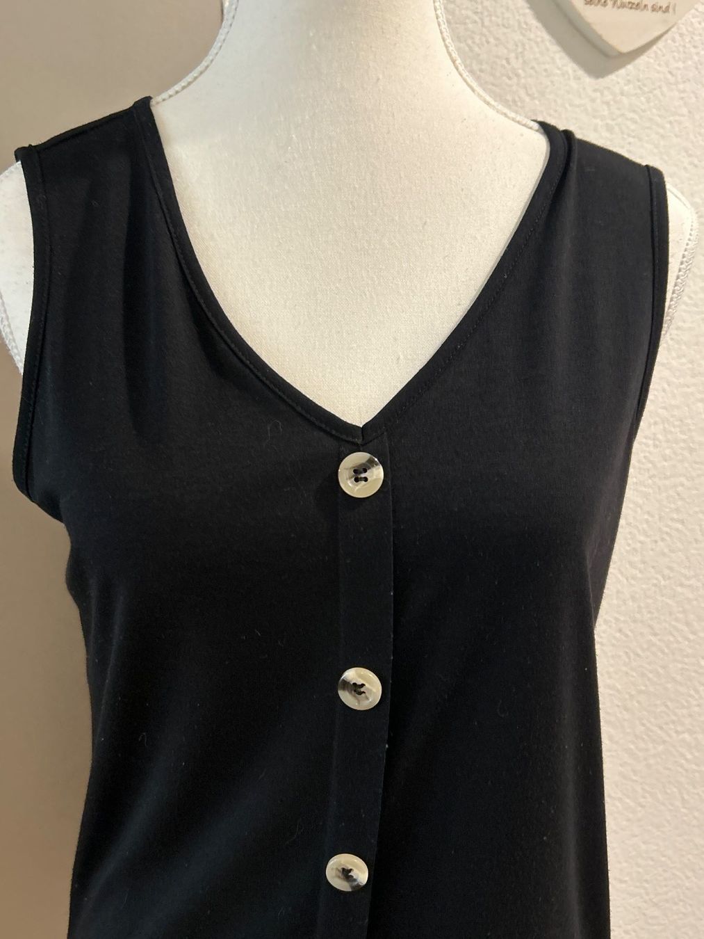 Top: Damen Top schwarz mit V - Ausschnitt – Usato da Brunnen venduto da Nala2929 2