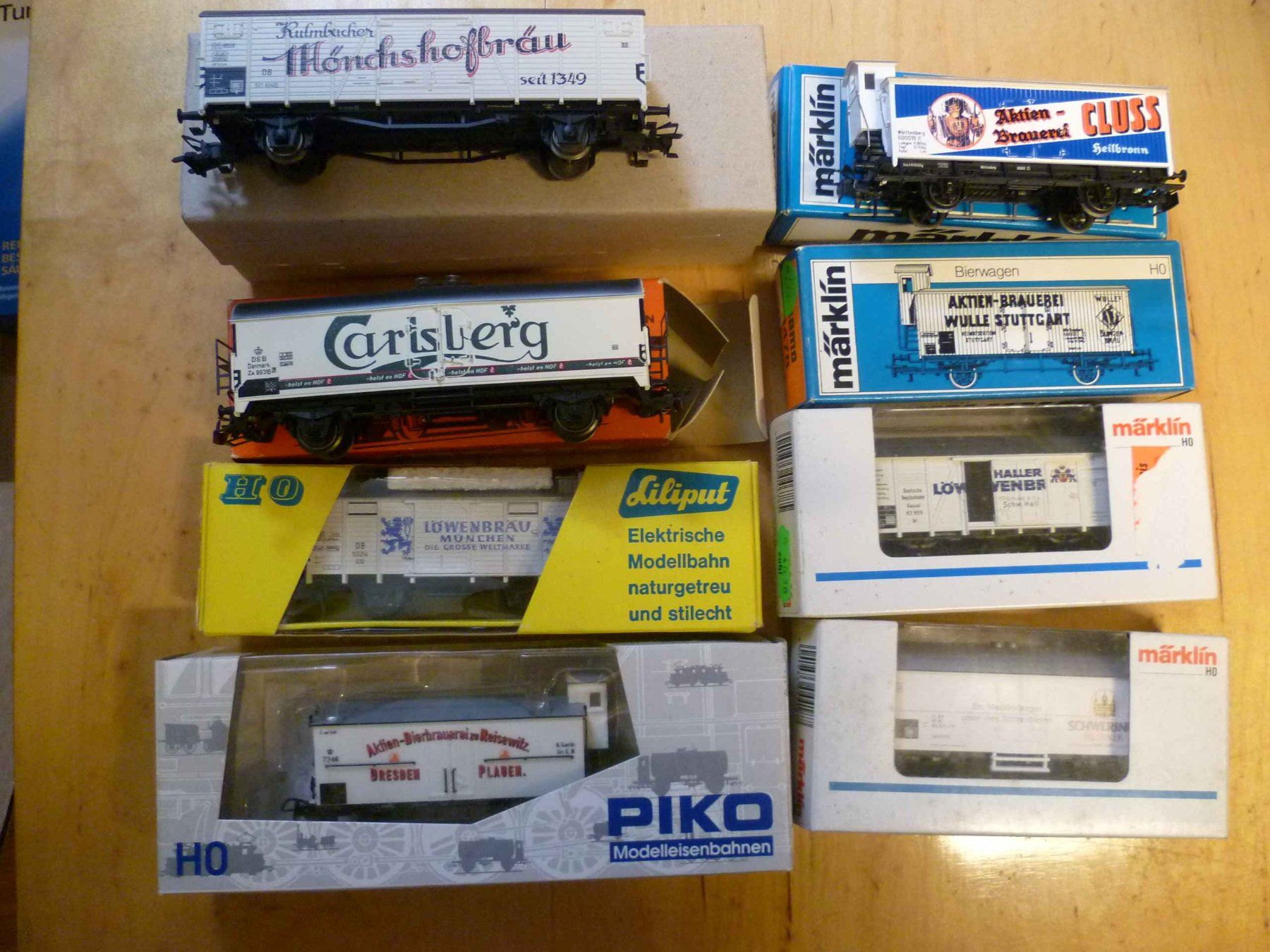 Modellini di ferrovie: Güter-Bierwagen D & Dk  H0 DC – Usato da Rickenbach BL venduto da umro11